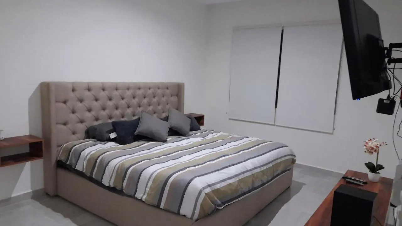 Gorgeous Apartment HOEStel Long Island! Cancún 0*,  Mexiko